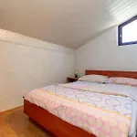 Apartment Lovely In Susnjar Ii,