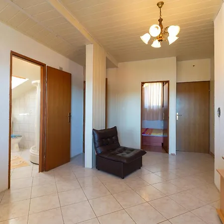 Lovely Apartment In Susnjar Ii, Krusevo With Wifi