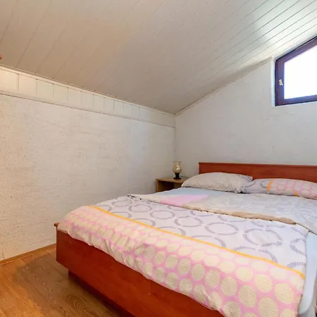 Lejlighed Lovely Apartment In Susnjar Ii, Krusevo With Wifi