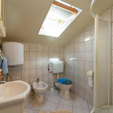 Lovely Apartment In Susnjar Ii, Krusevo With Wifi Lejlighed *